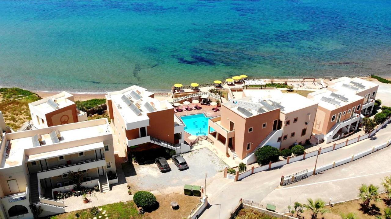 Alkionis Beach Hotel Apartments Sfakaki Exterior photo